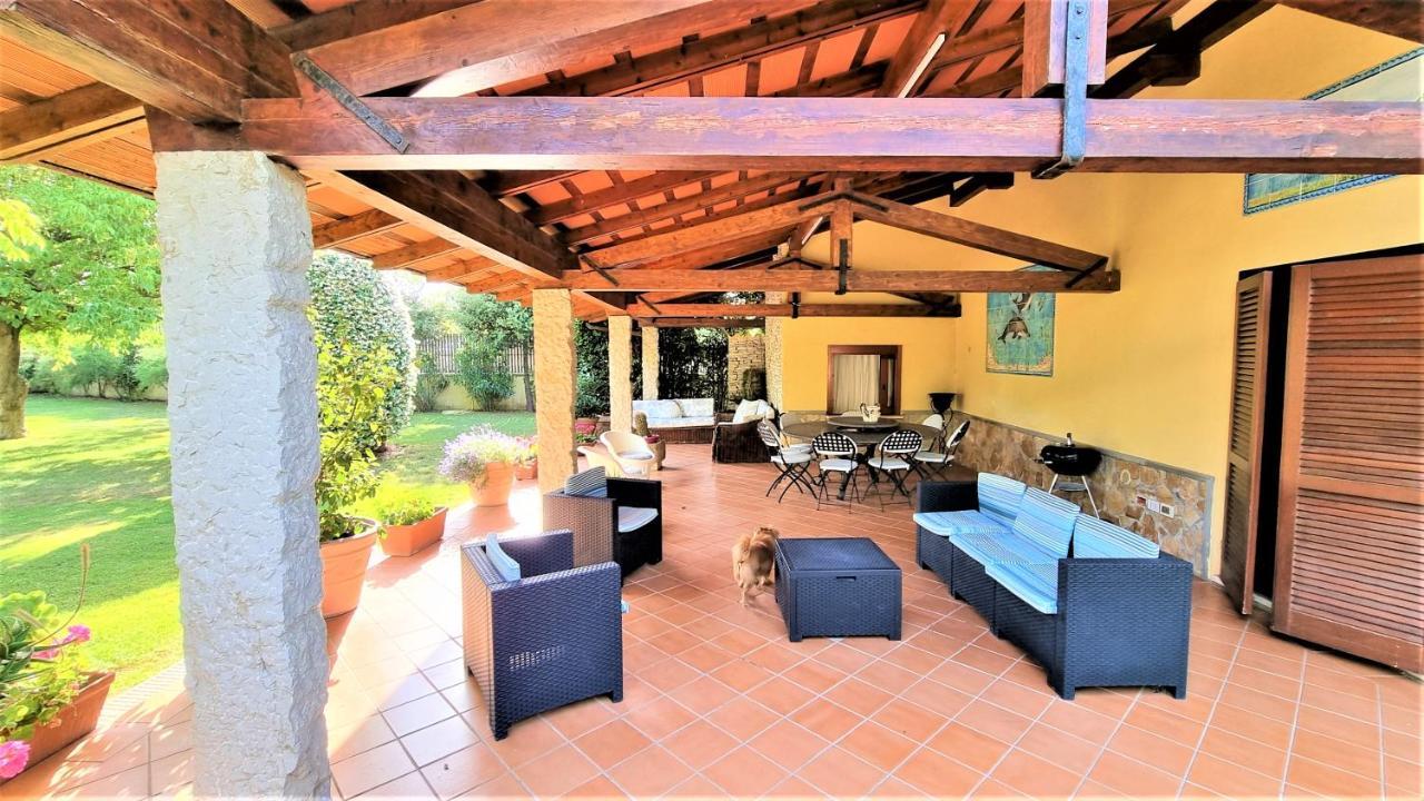 Villa Cecilia Sul Lago Fronte Mare Сперлонга Екстериор снимка
