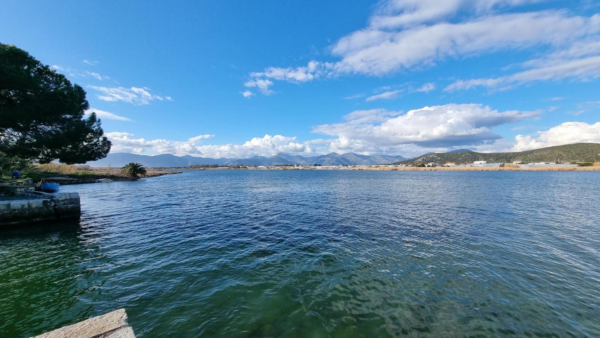 Villa Cecilia Sul Lago Fronte Mare Сперлонга Екстериор снимка