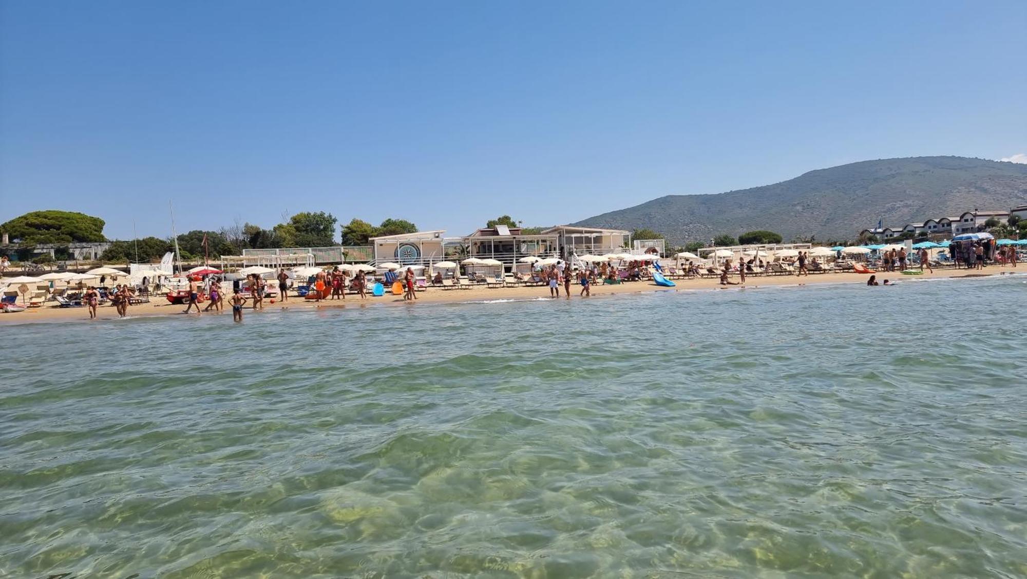Villa Cecilia Sul Lago Fronte Mare Сперлонга Екстериор снимка